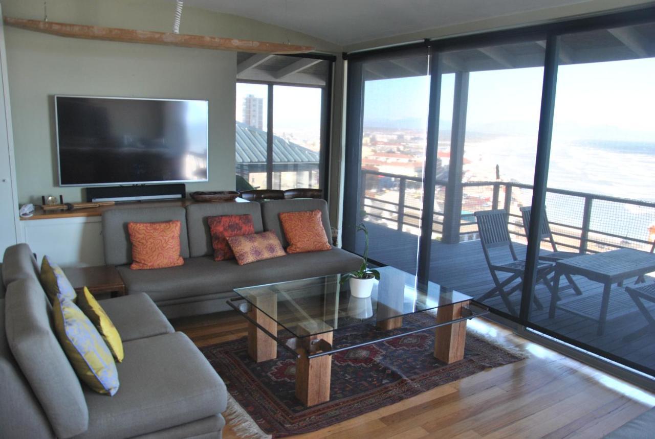 Seaview Apartment In Muizenberg Exterior photo